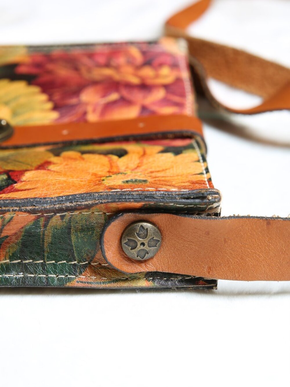 PATRICIA NASH 100% Leather Heritage Collection Venezia Crossbody Bag W/Dust Bag - Picture 7 of 14